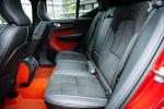Volvo XC40 T5 R-Design 2018 года (JP)